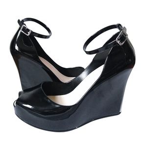 Super Comfy! Black Jelly Wedges